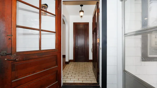 $199,900 | 611 East Olive Street, Bloomington, IL 61701