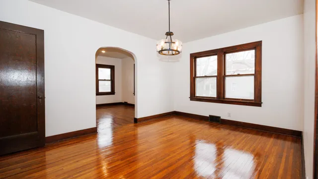 $199,900 | 611 East Olive Street, Bloomington, IL 61701