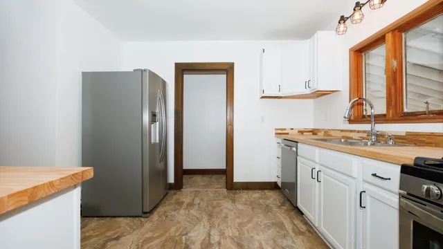 $199,900 | 611 East Olive Street, Bloomington, IL 61701