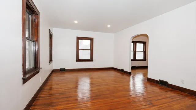 $199,900 | 611 East Olive Street, Bloomington, IL 61701