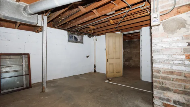 $199,900 | 611 East Olive Street, Bloomington, IL 61701