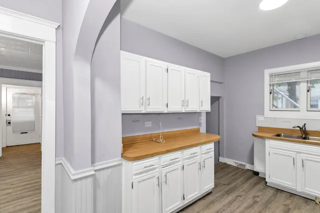 $379,000 | 209 East Washington Street, West Chicago, IL 60185