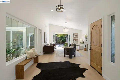 $998,000 | 135 Avington Road, Alameda, CA 94502