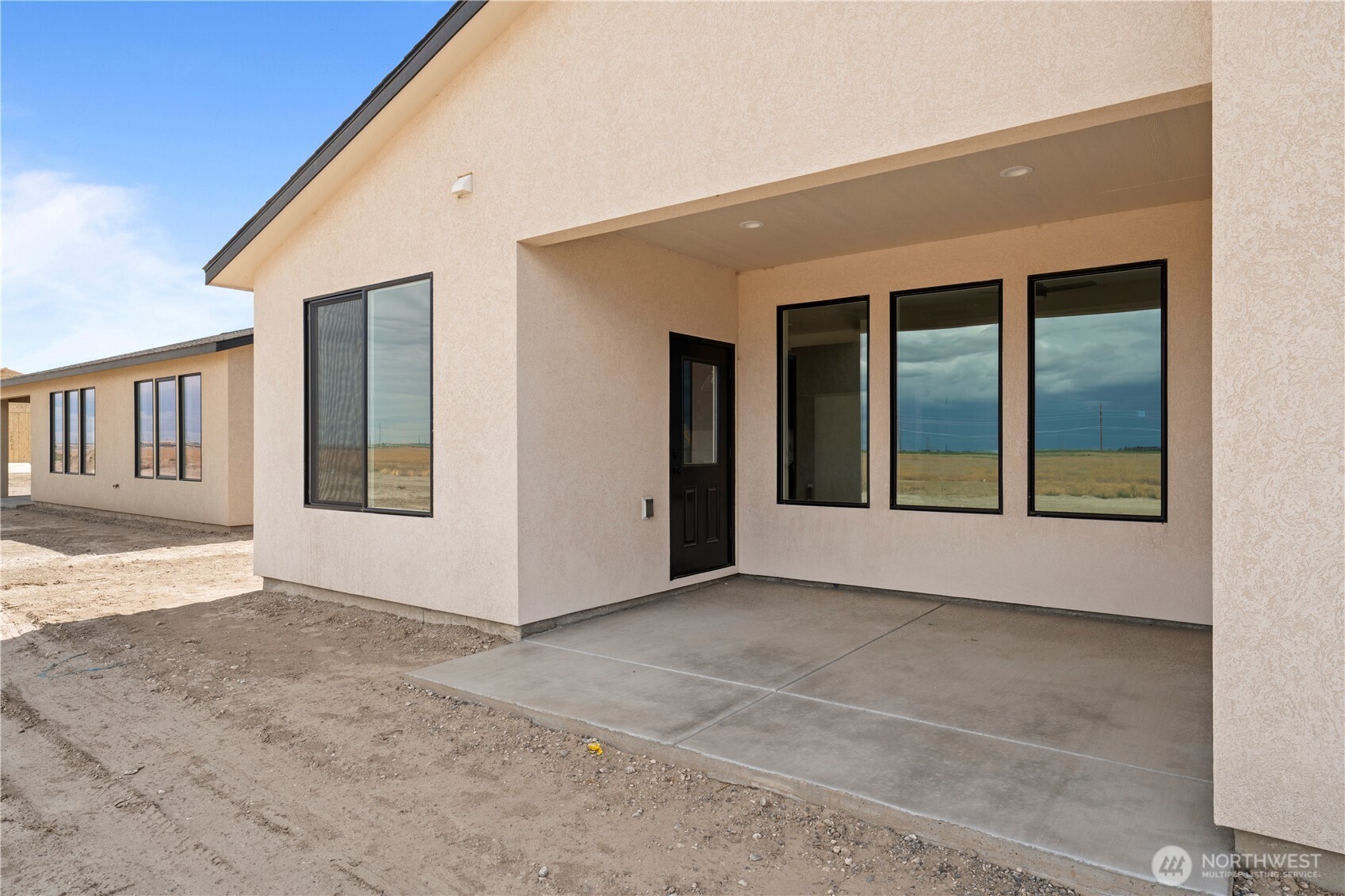 1111 E Mount Othello, WA 99344 - Photo 31 of 34 a view of an empty room with glass door