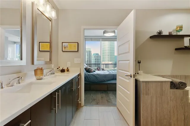 $795,000 | 1080 Peachtree Street Northeast, Unit 1402, Atlanta, GA 30309