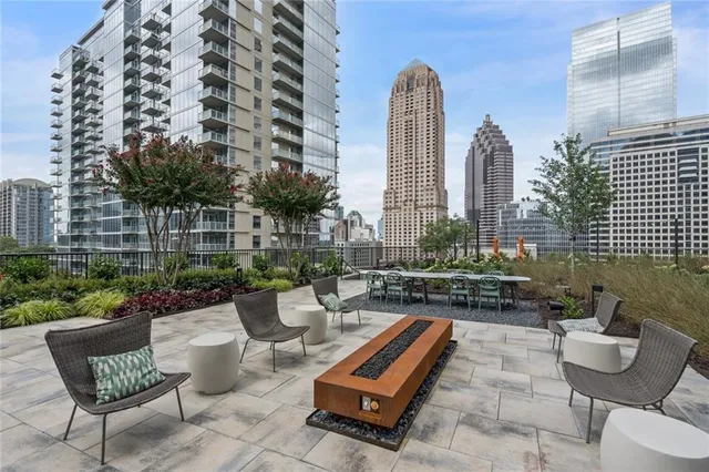$795,000 | 1080 Peachtree Street Northeast, Unit 1402, Atlanta, GA 30309