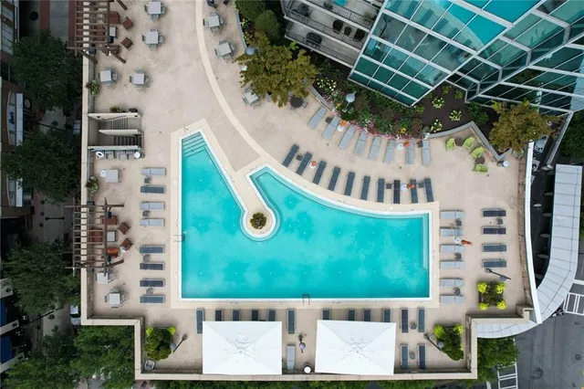 $795,000 | 1080 Peachtree Street Northeast, Unit 1402, Atlanta, GA 30309