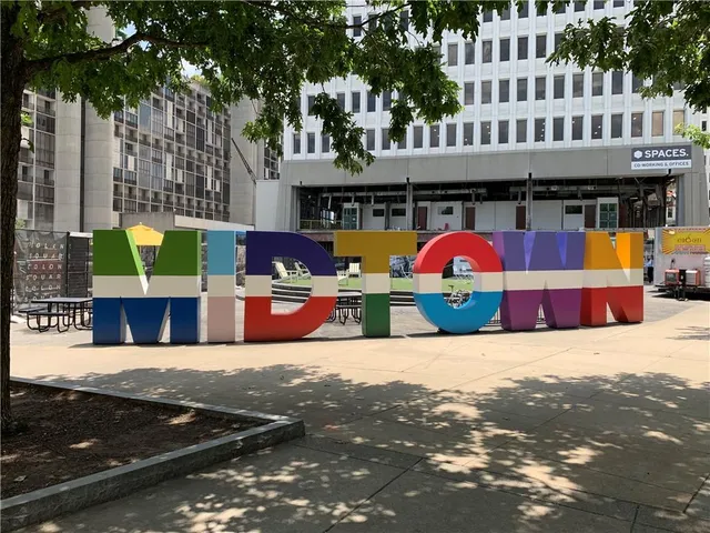 $795,000 | 1080 Peachtree Street Northeast, Unit 1402, Atlanta, GA 30309