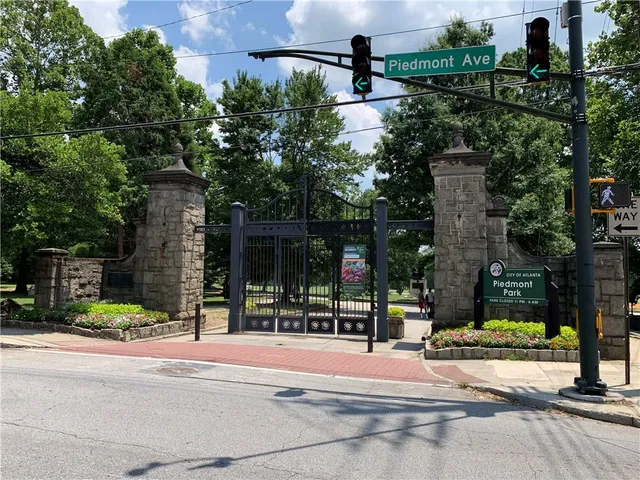 $795,000 | 1080 Peachtree Street Northeast, Unit 1402, Atlanta, GA 30309