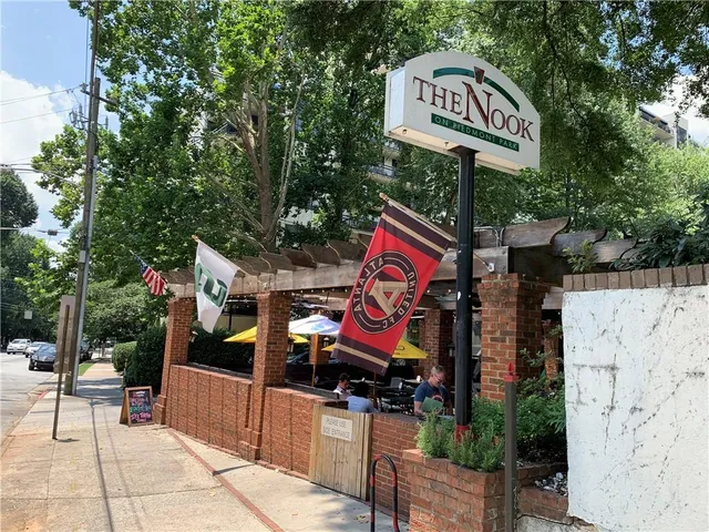 $795,000 | 1080 Peachtree Street Northeast, Unit 1402, Atlanta, GA 30309