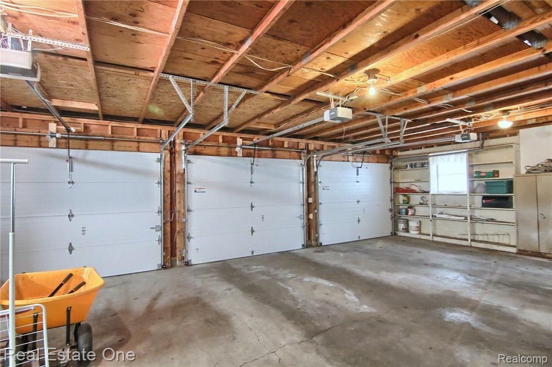 1626 Kingsmere Circle Rochester, MI 48309 - Photo 25 of 31 Garage_Interior.jpg