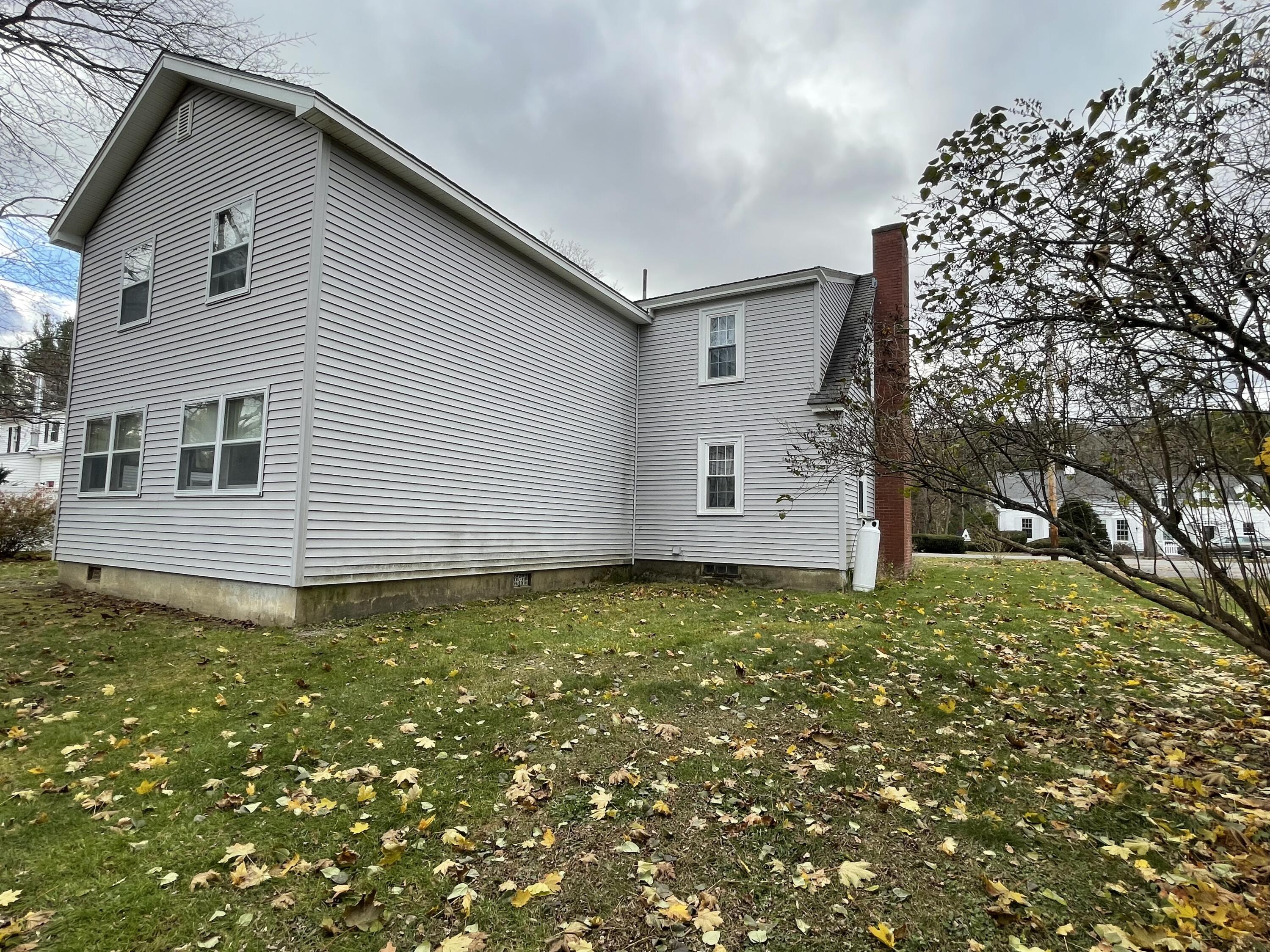 1331 State Street Bangor, ME 04401 - Photo 5 of 37 FF5B0050-FBC2-4AC9-BFBA-60CEC46B79D4