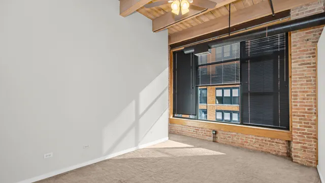 $3,400 | 701 West Jackson Boulevard, Unit 403C, Chicago, IL 60661