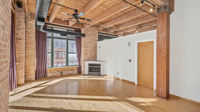 $3,400 | 701 West Jackson Boulevard, Unit 403C, Chicago, IL 60661