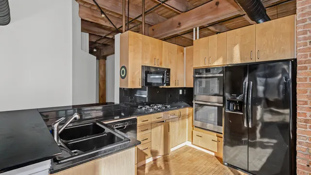 $3,400 | 701 West Jackson Boulevard, Unit 403C, Chicago, IL 60661