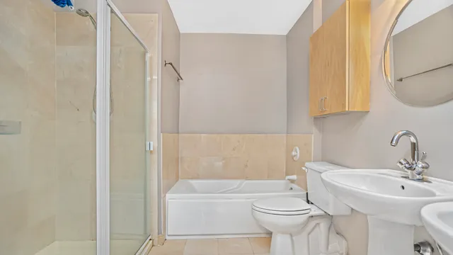 $3,400 | 701 West Jackson Boulevard, Unit 403C, Chicago, IL 60661