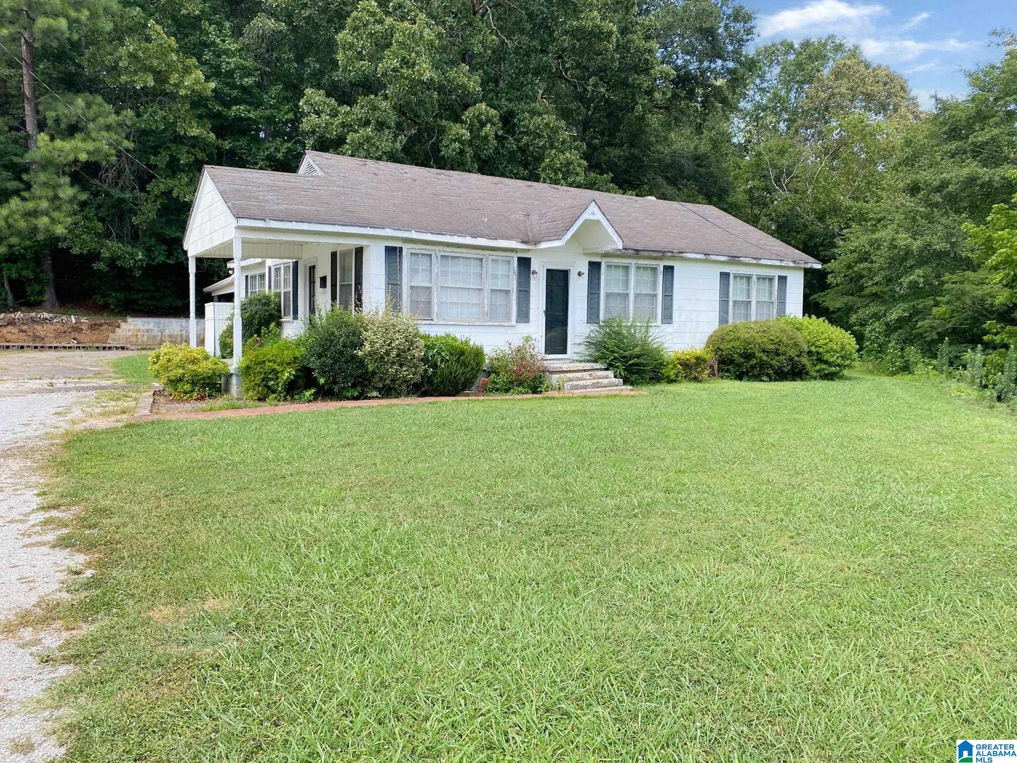 5088 Eulaton Road Anniston, AL 36201 - Photo 1 of 18 Gallery Image 1