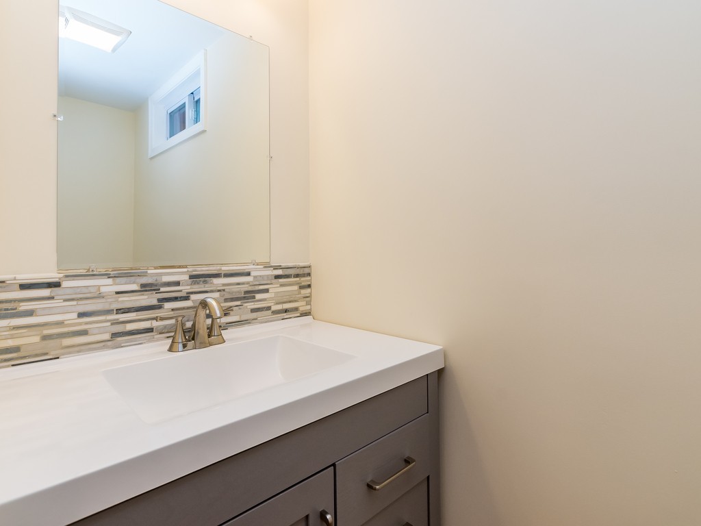 8 Fifield Street, Unit 8 Watertown, MA 02472 - Photo 15 of 27 Gallery Image 15