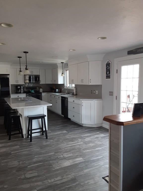 4 Katie Lane Dudley, MA 01571 - Photo 10 of 31