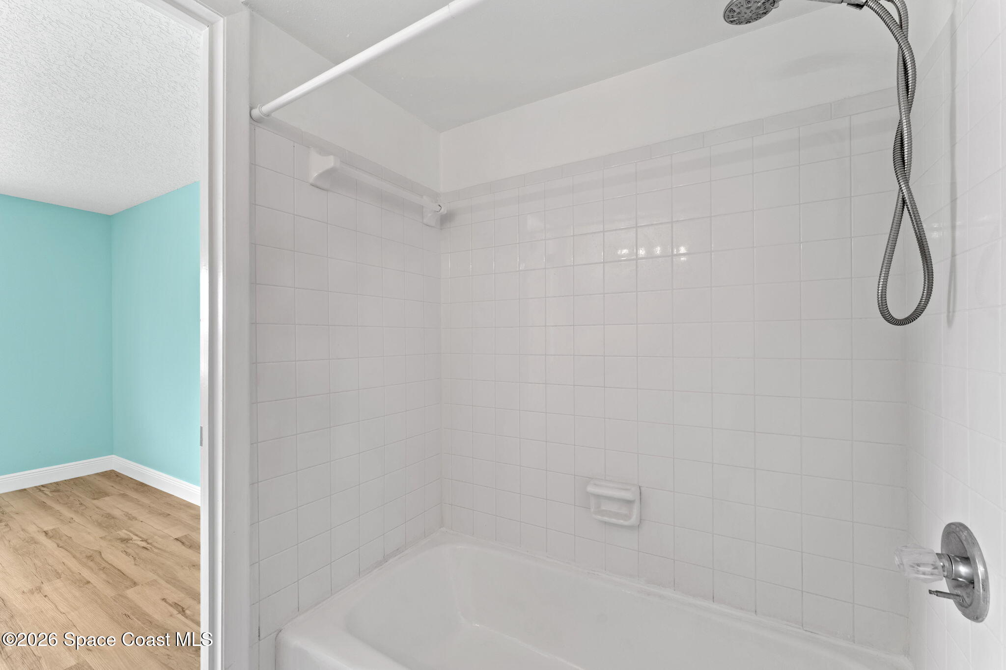 158 Augusta Way Melbourne, FL 32940 - Photo 20 of 29 GUEST BATH