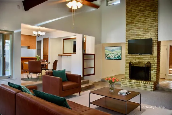 $2,150 | 4208 Blossom Trail, Arlington, TX 76016