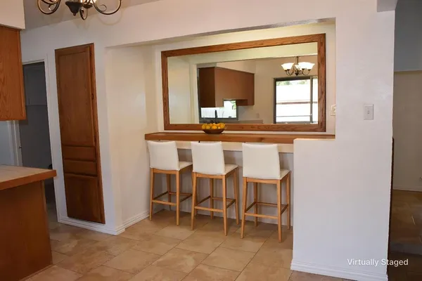 $2,150 | 4208 Blossom Trail, Arlington, TX 76016