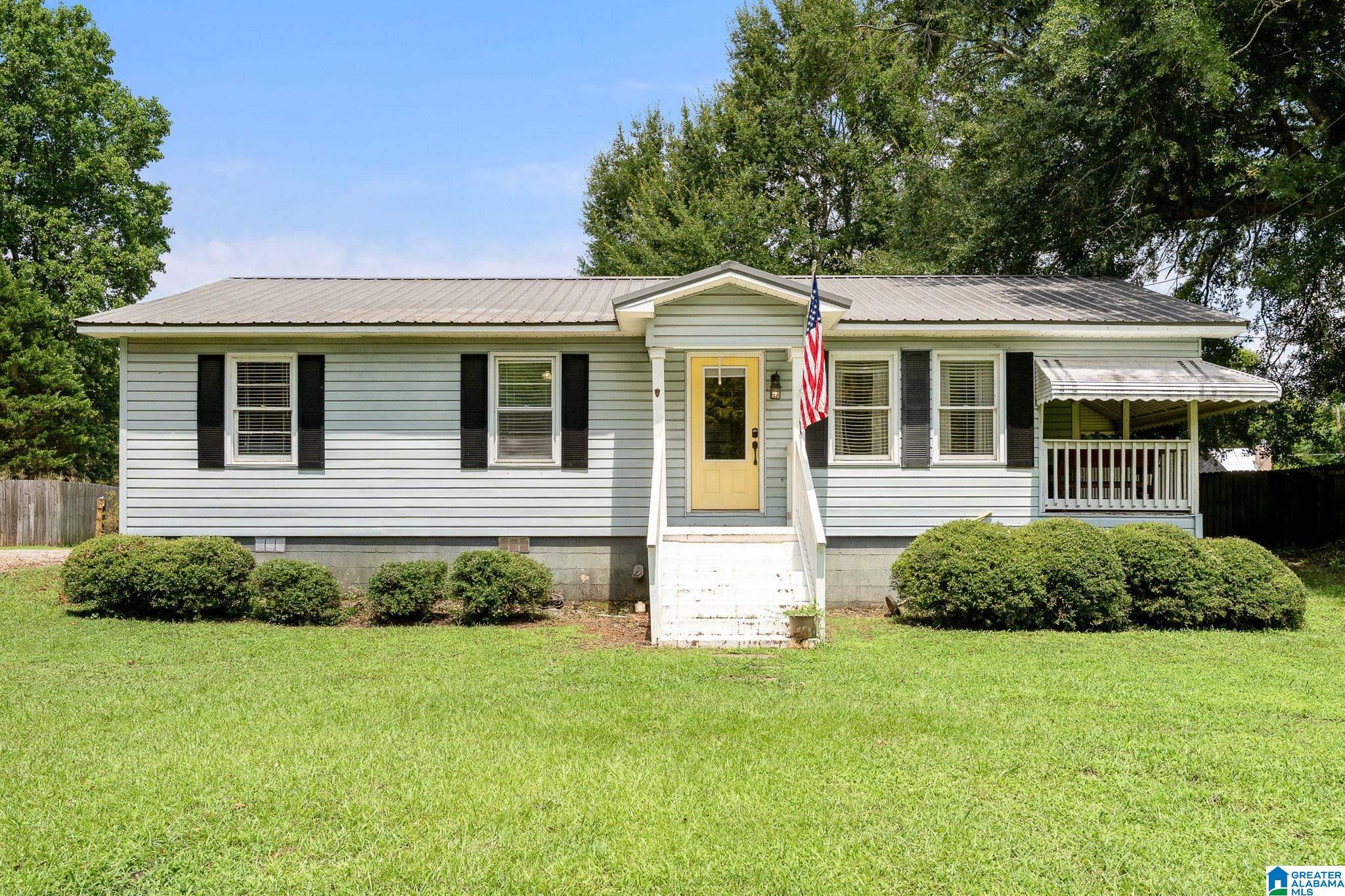 82 Depot Street Springville, AL 35146 - Photo 2 of 31
