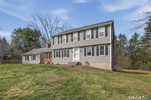 $639,900 | 88 Nob Hill Road, Cheshire, CT 06410