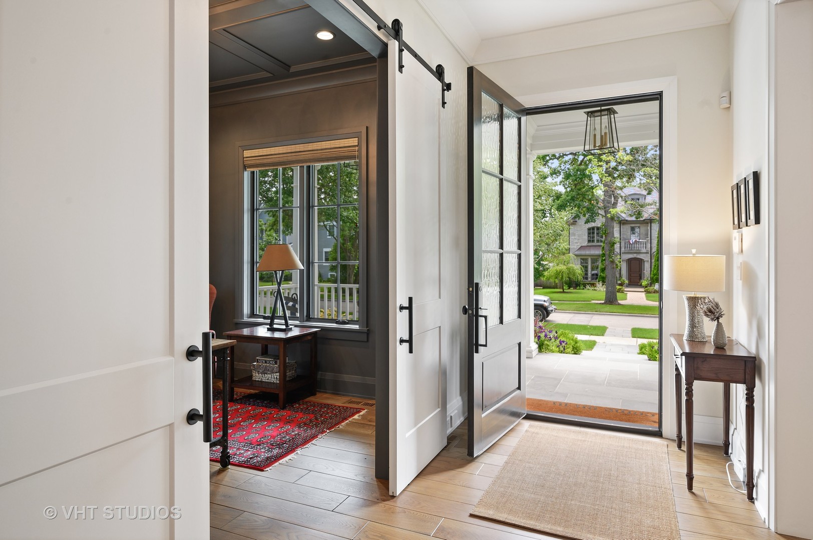 1025 Oak Street Winnetka, IL 60093 - Photo 3 of 38 a view of an entryway door