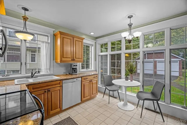 $289,900 | 531 Broad Street, Oneida, NY 13421