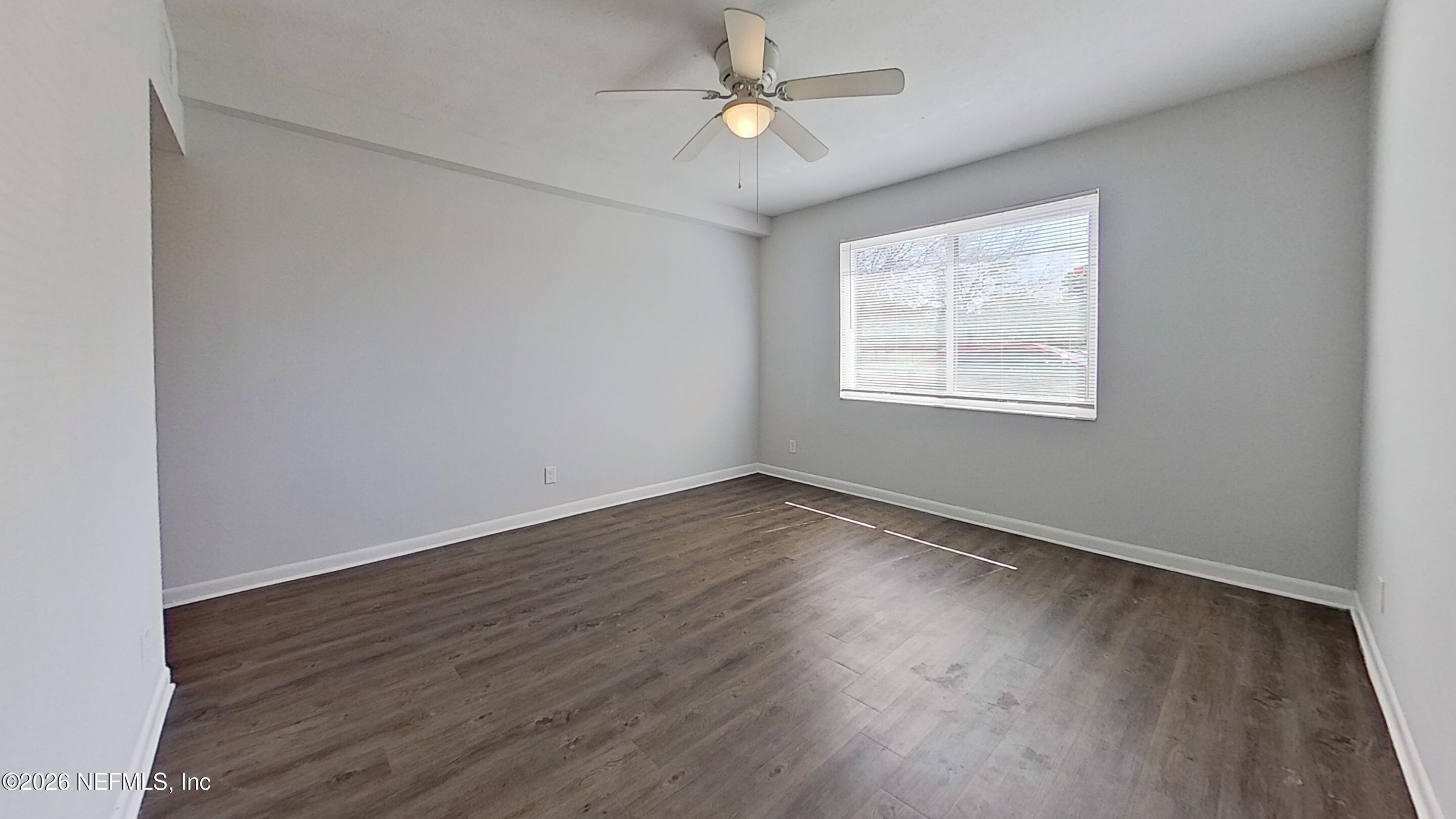 2216 Spring Park Road, Unit 11 Jacksonville, FL 32207 - Photo 13 of 18 Bedroom(316)