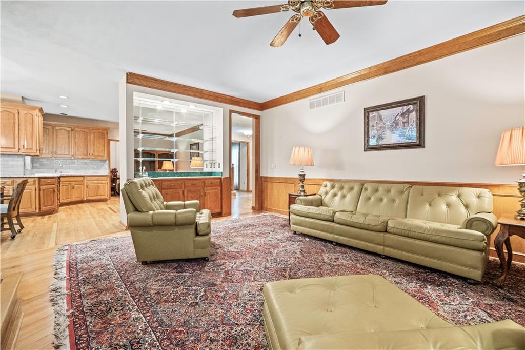 12802 Flint Street Overland Park, KS 66213 - Photo 12 of 56