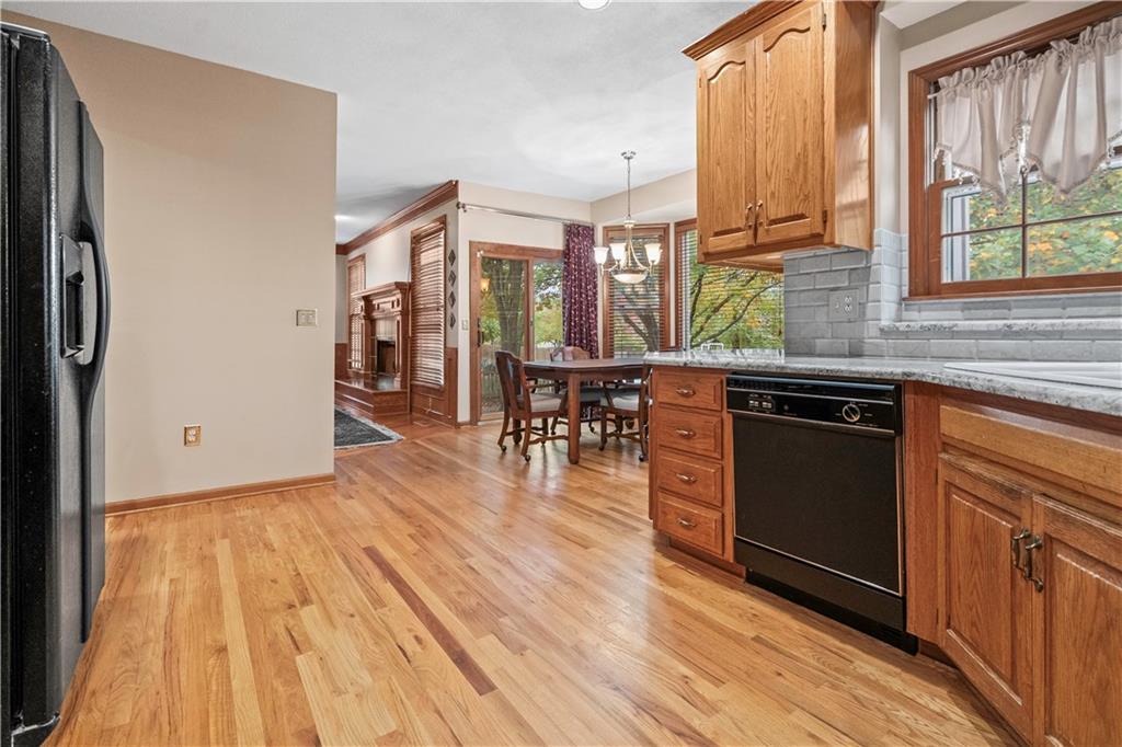 12802 Flint Street Overland Park, KS 66213 - Photo 19 of 56