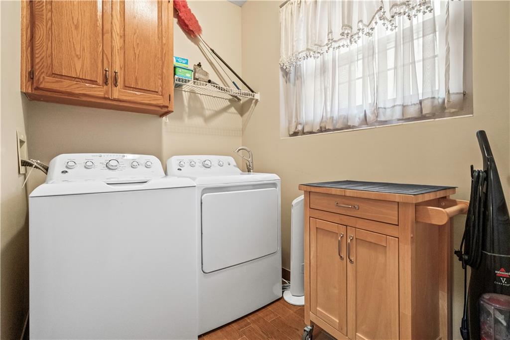 12802 Flint Street Overland Park, KS 66213 - Photo 23 of 56