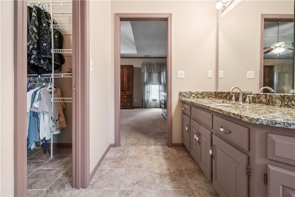 12802 Flint Street Overland Park, KS 66213 - Photo 33 of 56