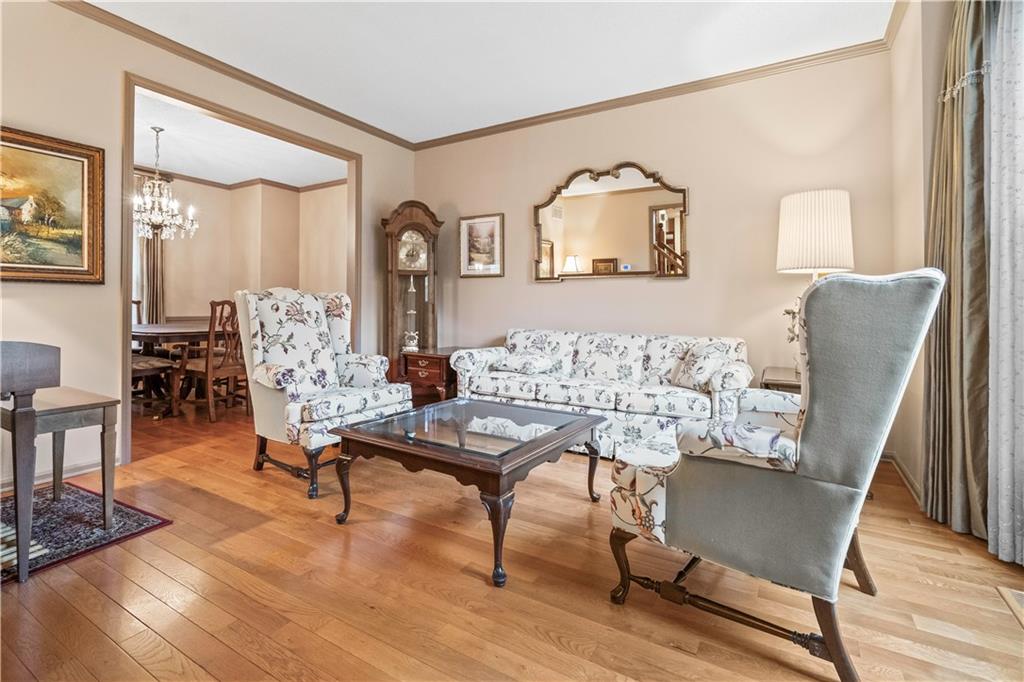 12802 Flint Street Overland Park, KS 66213 - Photo 6 of 56