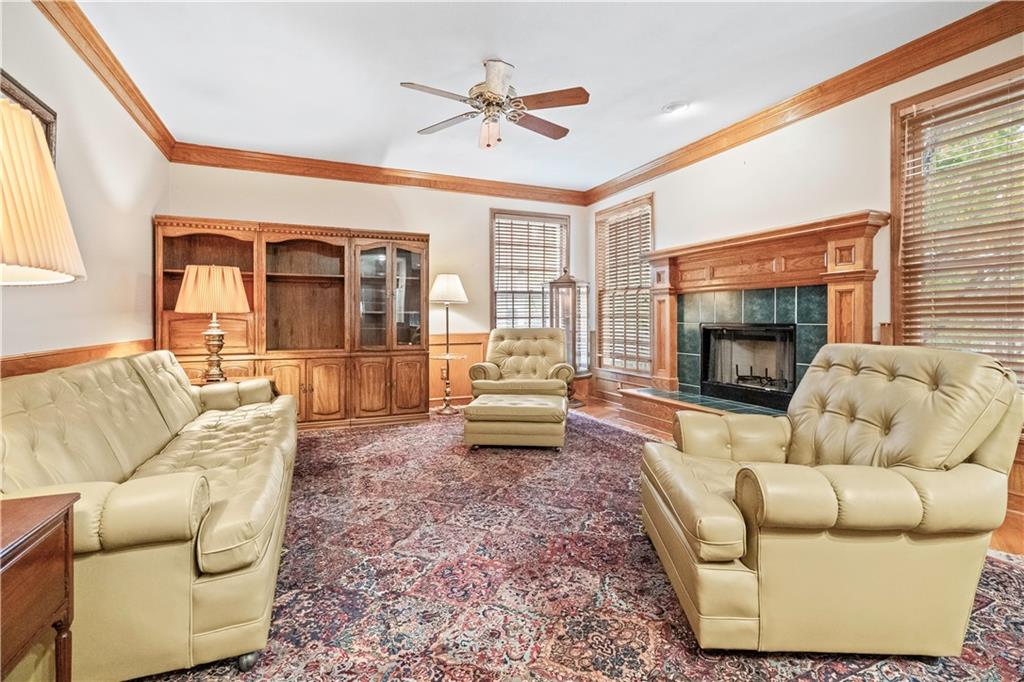 12802 Flint Street Overland Park, KS 66213 - Photo 9 of 56