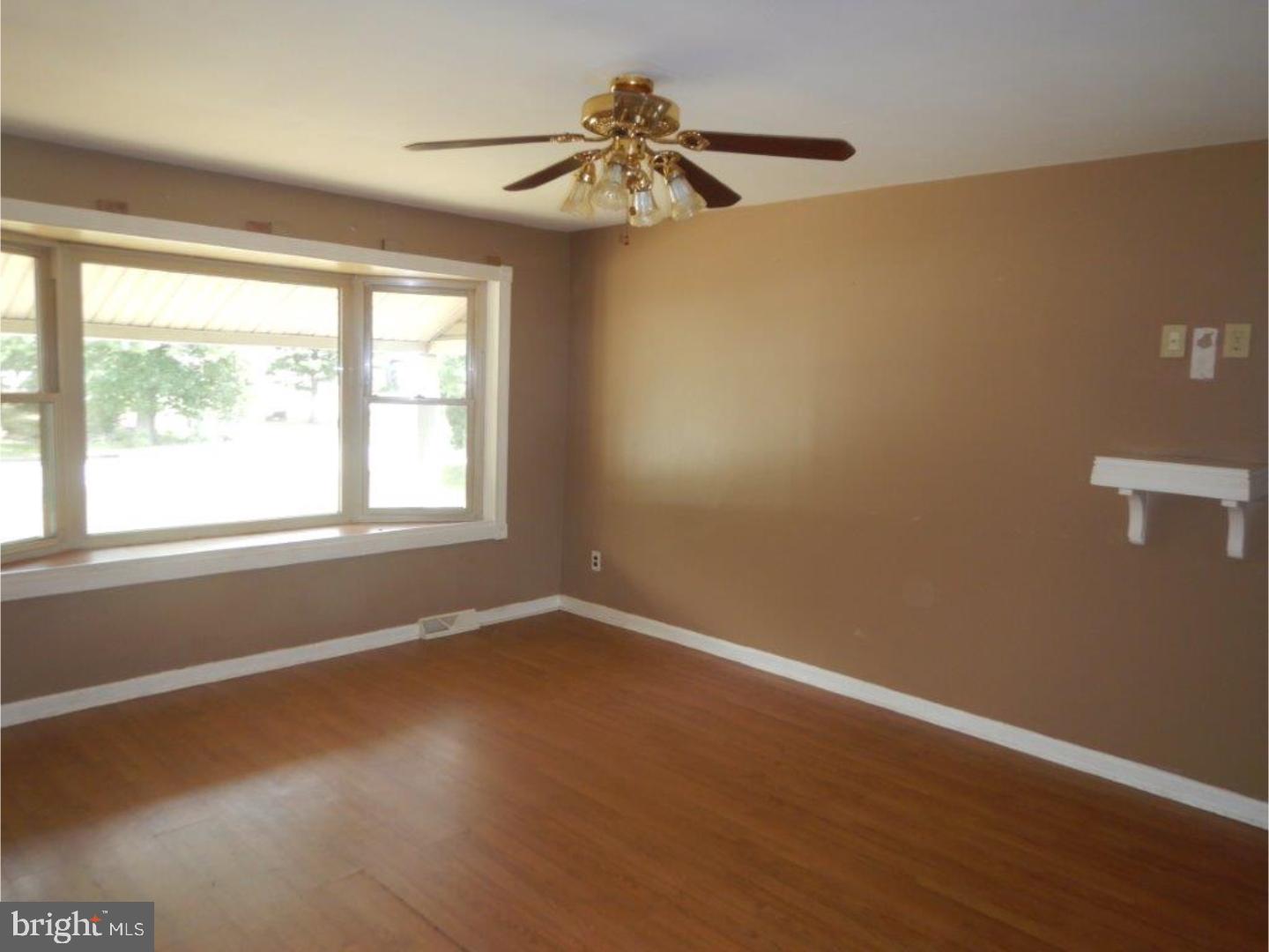 317 Johnson Road Sicklerville, NJ 08081 - Photo 5 of 15