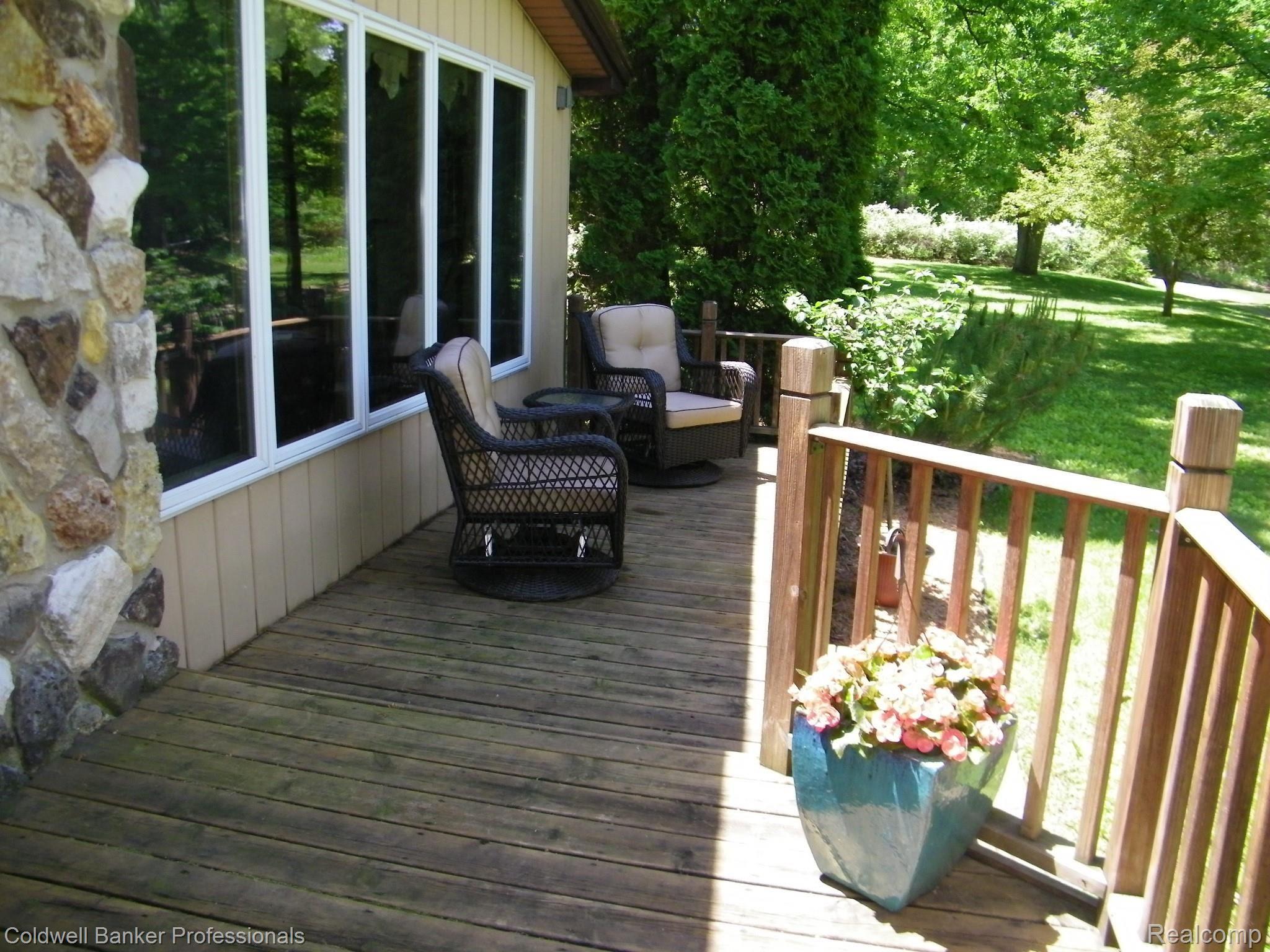 3786 Kings Mill Road North Branch, MI 48461 - Photo 4 of 46 102_0328.jpg