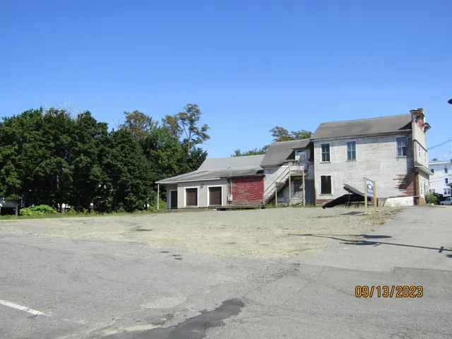 $25,000 | 64-68 Main Street, Milo, ME 04463