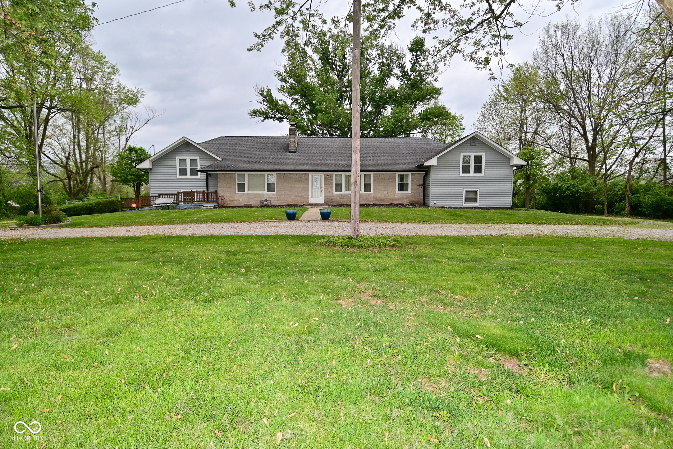 1247 South Runyon Road Greenwood, IN 46143 - Photo 3 of 82