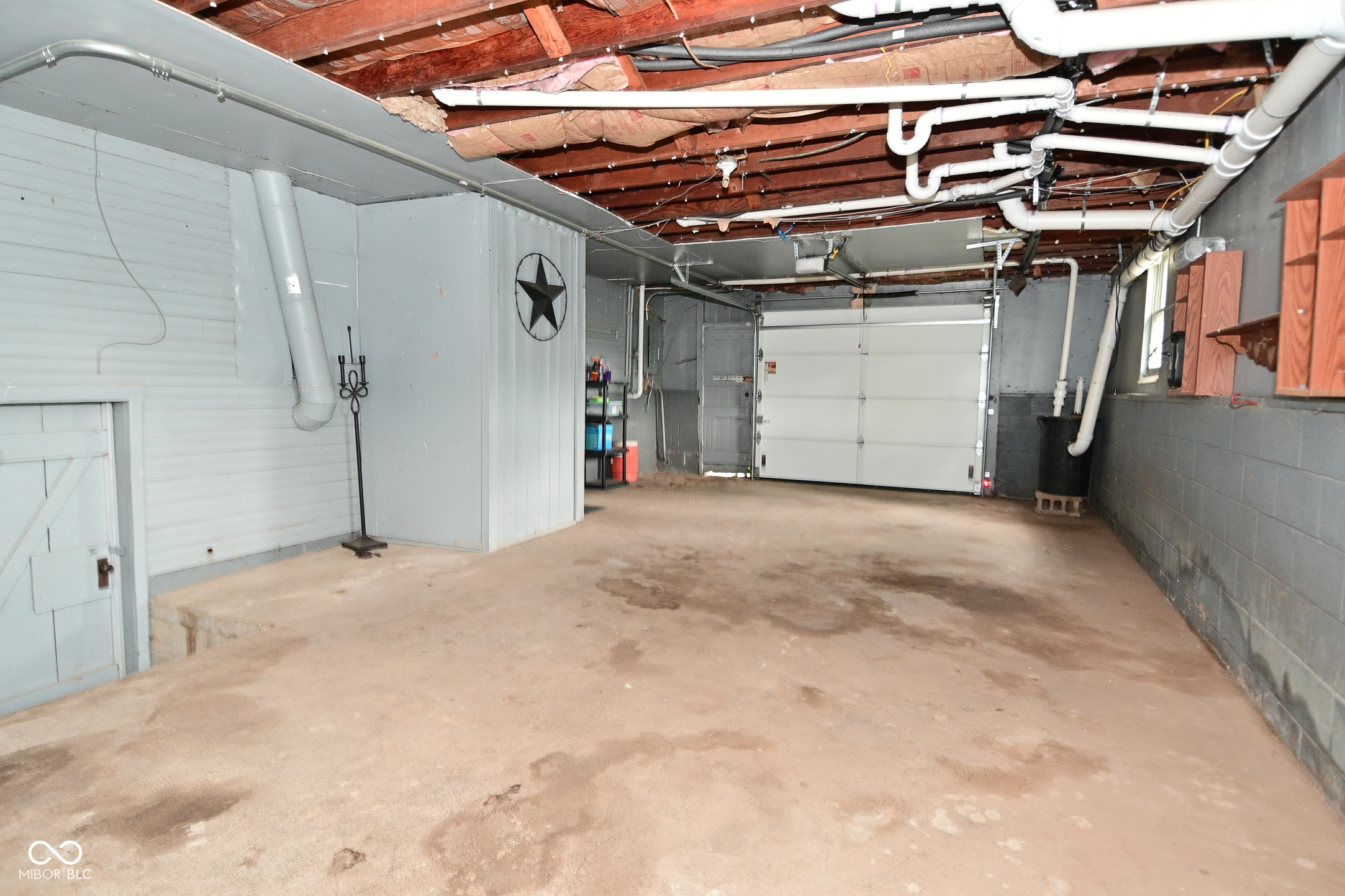 1247 South Runyon Road Greenwood, IN 46143 - Photo 74 of 82