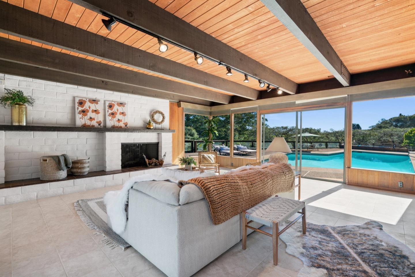 390 Rancho Soquel Drive Soquel, CA 95073 - Photo 20 of 97