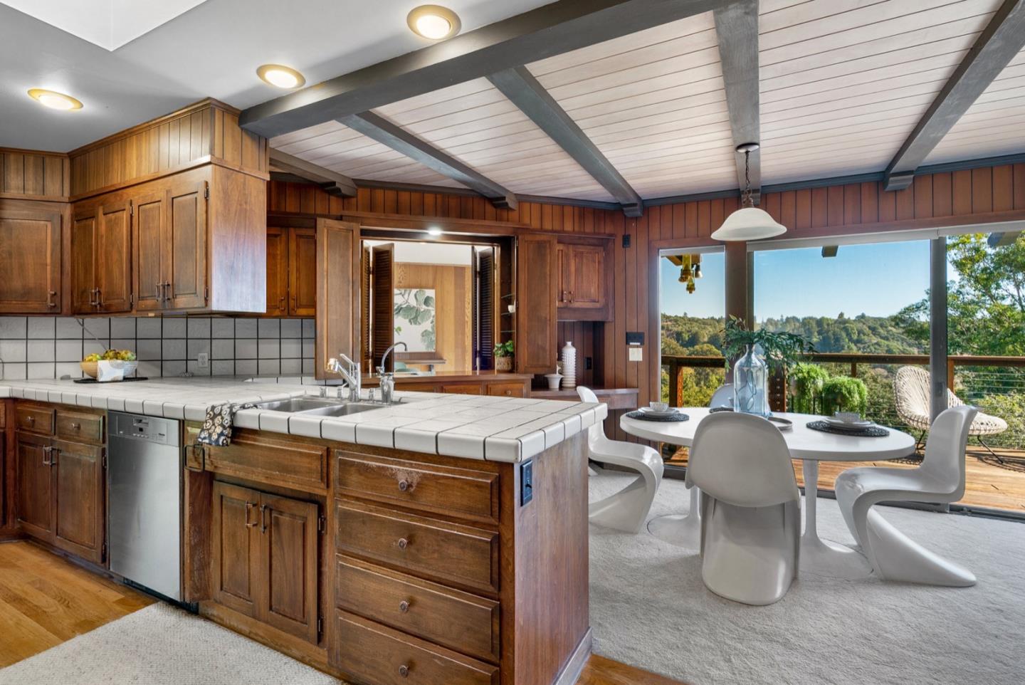 390 Rancho Soquel Drive Soquel, CA 95073 - Photo 38 of 97