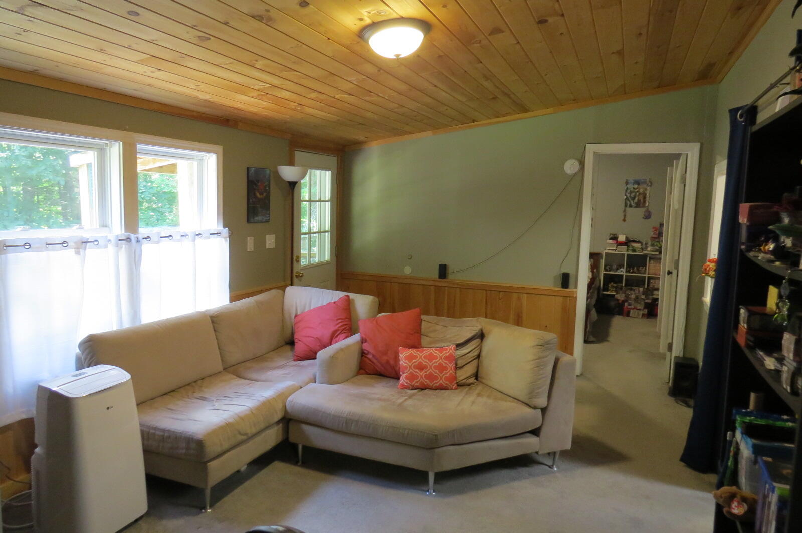 281 Morgan Bay Road Surry, ME 04684 - Photo 15 of 32 16