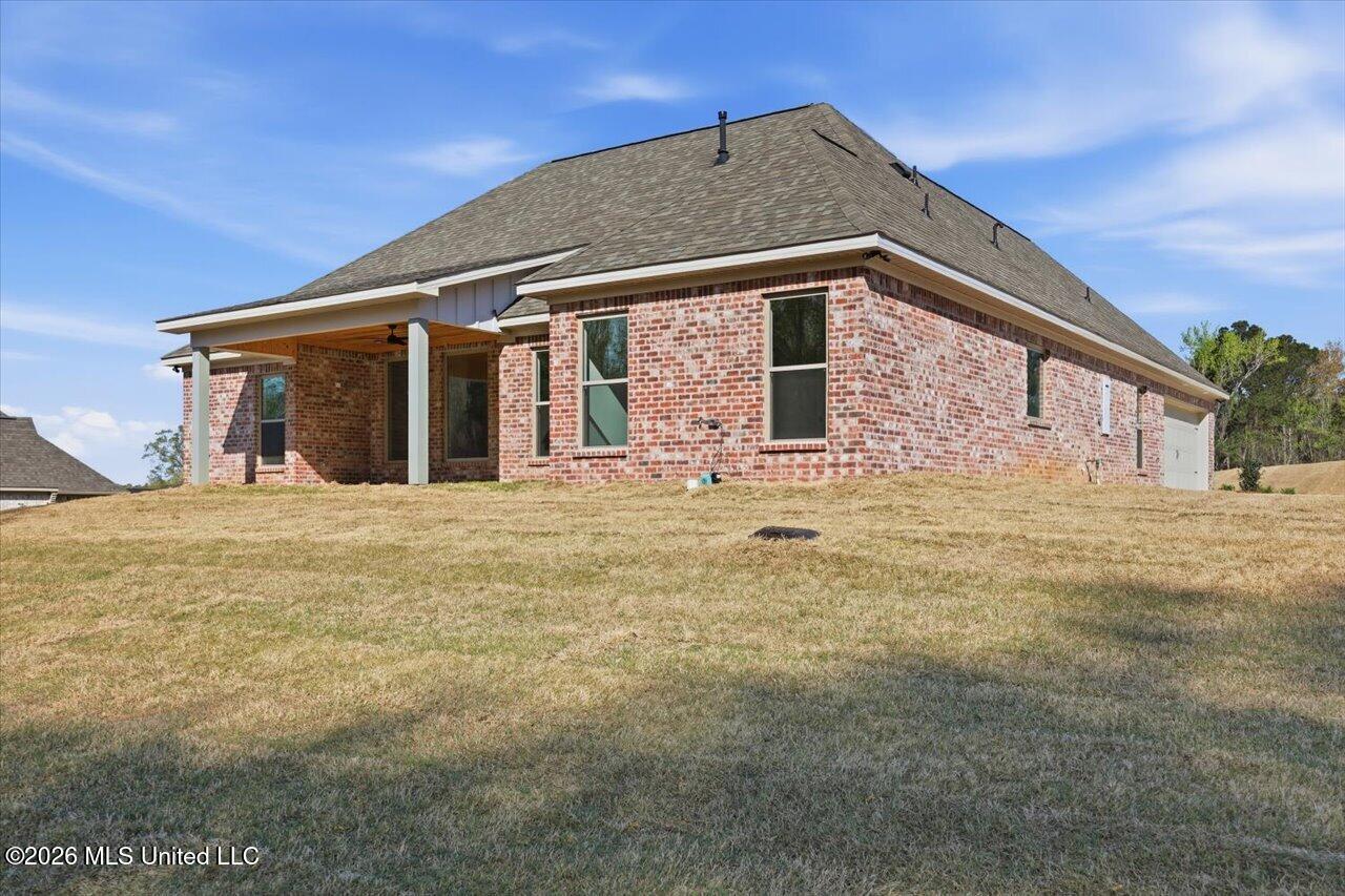939 Mullican Road Florence, MS 39073 - Photo 34 of 66 34-939 Mullican Rd _ Home Tours MS