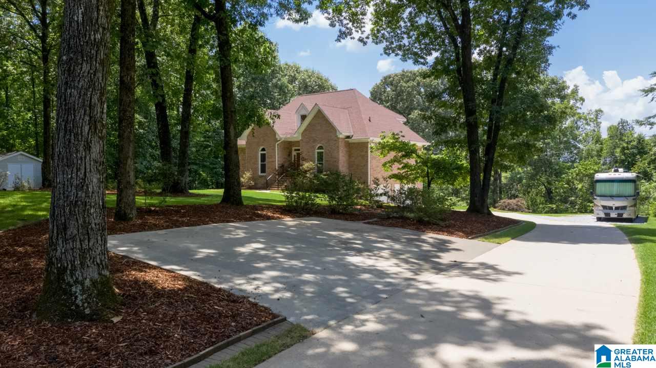 132 Chestnut Drive Alabaster, AL 35007 - Photo 1 of 49