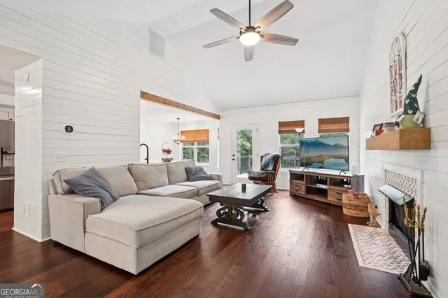 $565,000 | 140 Alford Drive, Fayetteville, GA 30215