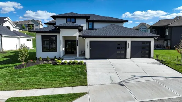 $874,900 | 9815 South Ambrosia Lane, Parkville, MO 64152