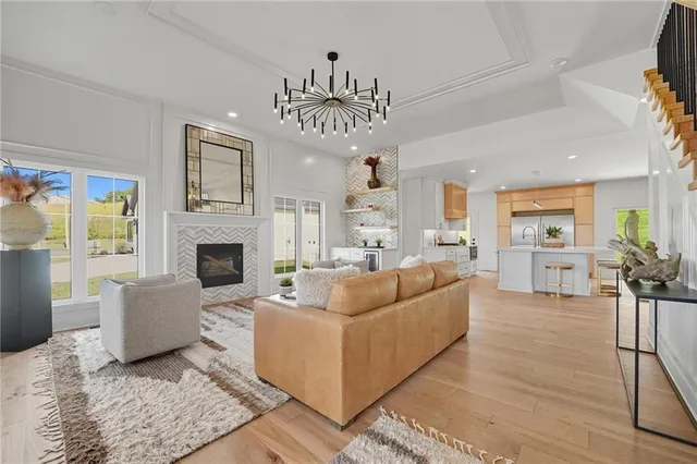 $874,900 | 9815 South Ambrosia Lane, Parkville, MO 64152